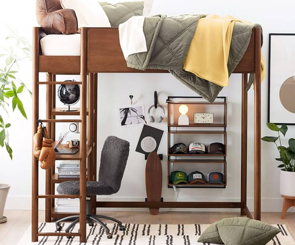 Mẫu giường thông minh kết hợp bàn làm việc kèm tủ kệ như thế này phù hợp với các căn phòng có diện tích bé