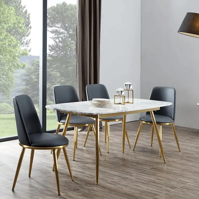 Bộ bàn ăn 4 ghế hiện đại ốp đá thạch anh tạo nên không gian phòng ăn sáng lạng, có điểm nhấn thu hút sự chú ý