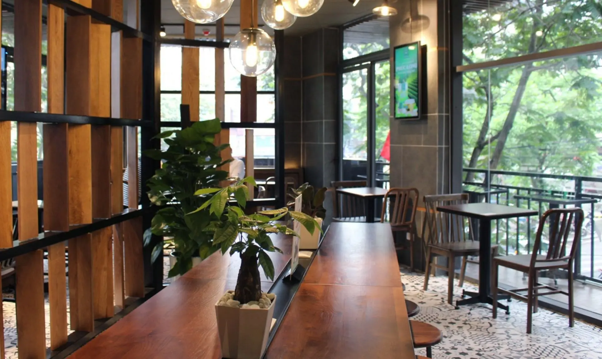 Thiết kế đặc biệt của những mẫu ghế dài quán cafe bằng gỗ tự nhiên