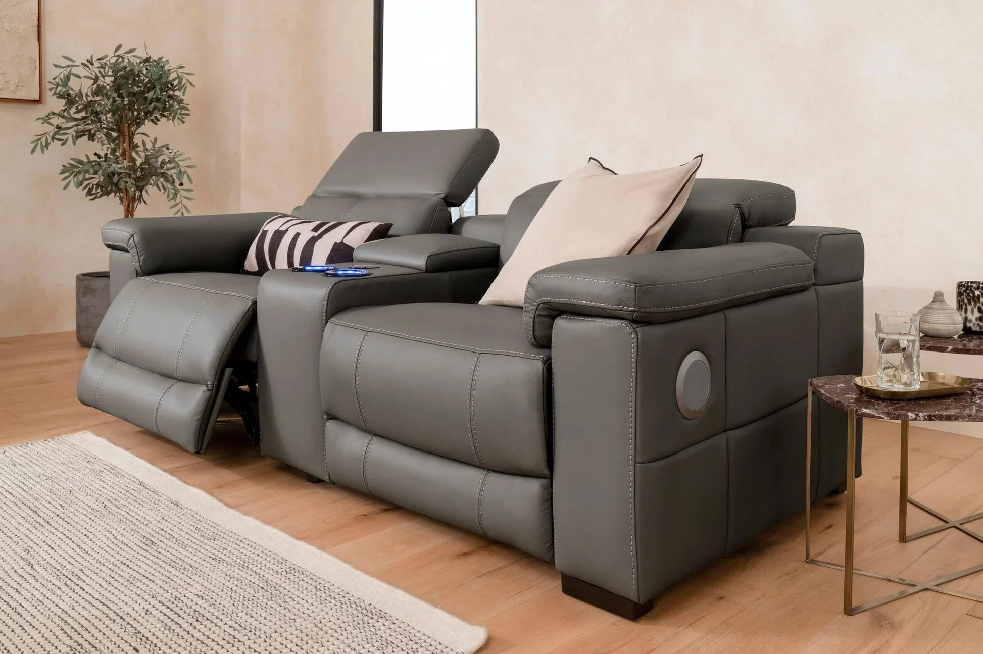 Mẫu ghế sofa thư giãn điện cho gia đình