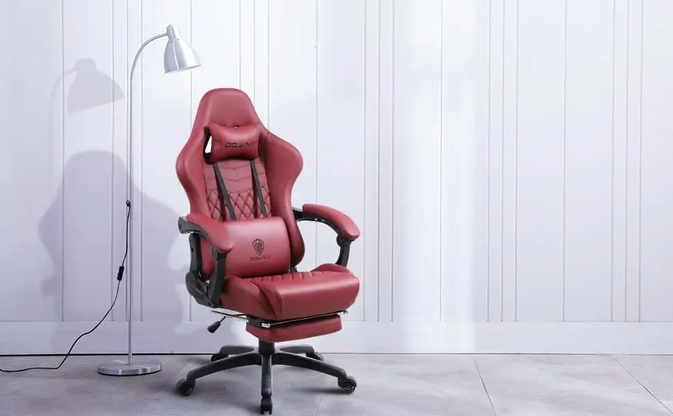 Mẫu ghế xoay văn phòng màu đỏ cho giám đốc sở hữu nhiều lợi thế về thiết kế cao cấp, thượng lưu