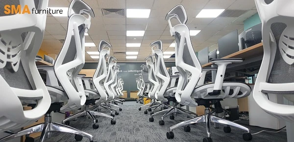 Ghế xoay văn phòng dòng ghế được nhiều doanh nghiệp lựa chọn bởi tính tiện dụng