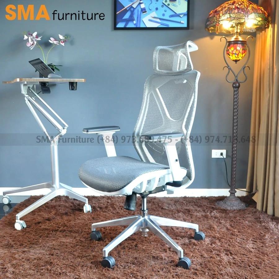 Mẫu ghế văn phòng công thái học tại SMA Furniture đạt chứng chỉ quốc tế về chất lượng với thiết kế chuẩn khoa học