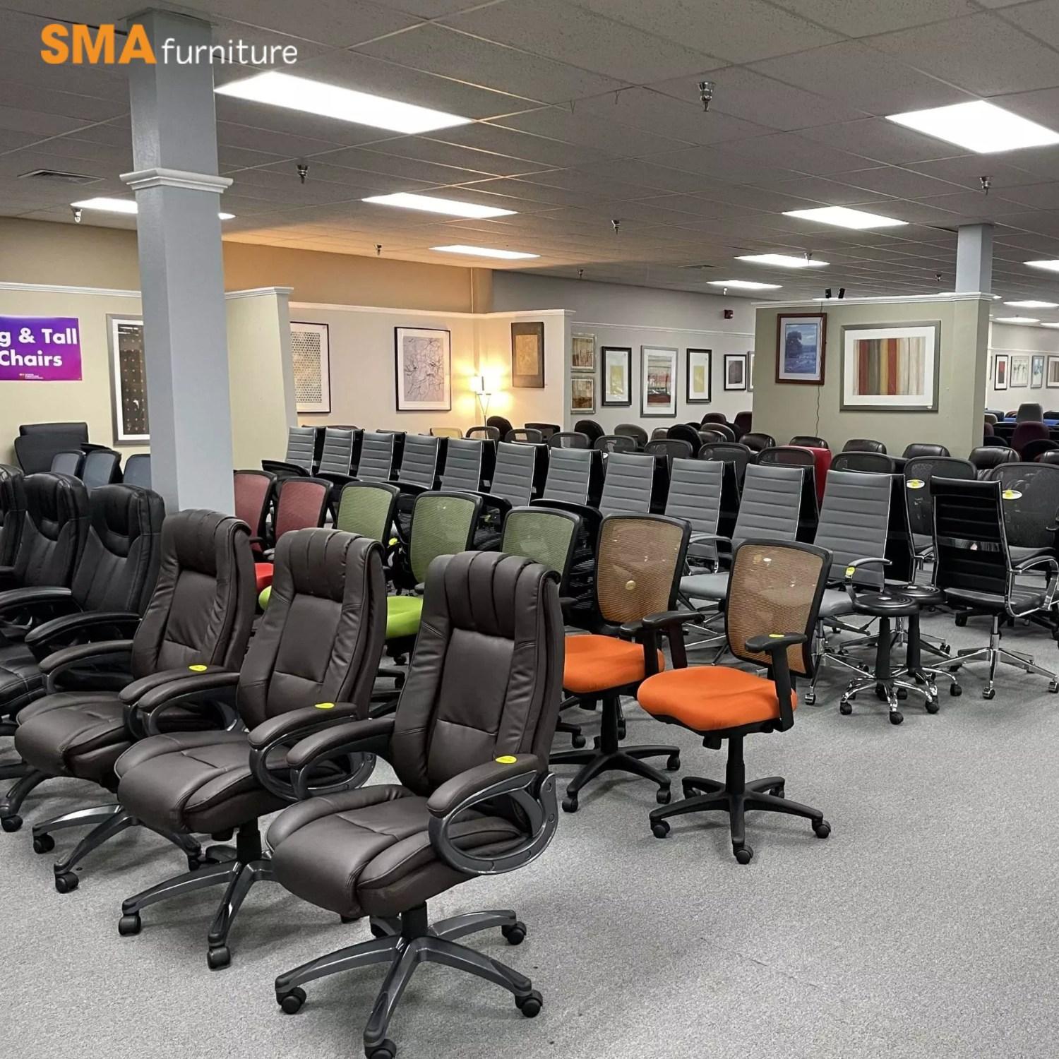 Chọn đơn vị thanh lý ghế công thái học uy tín như SMA Furniture