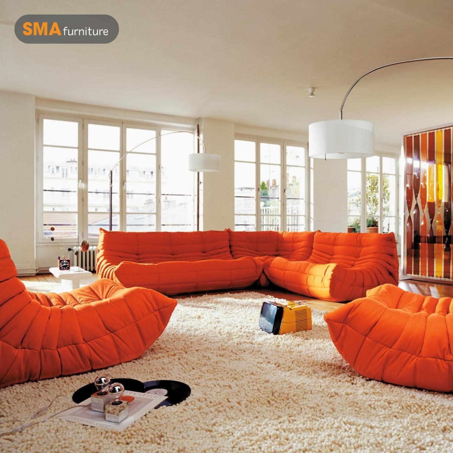 Phần lưng ghế Togo thư giãn tại SMA Furniture có thiết kế hõm, ôm lấy cơ thể