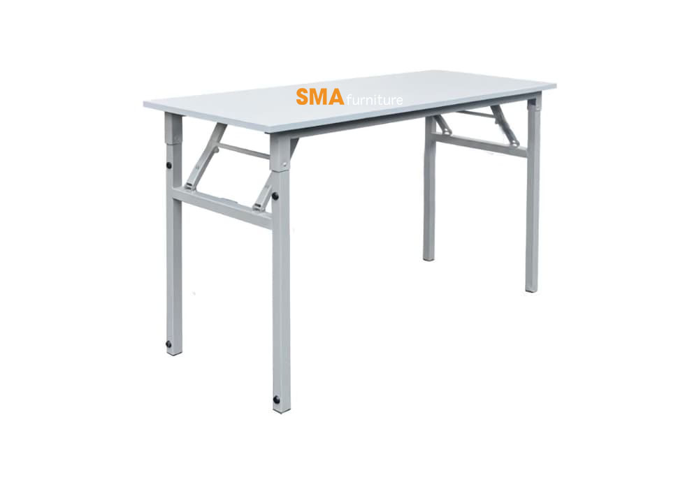 Dễ dàng kết hợp với nhiều nội thất khác trong phòng khi sử dụng bàn chân sắt màu sữa
